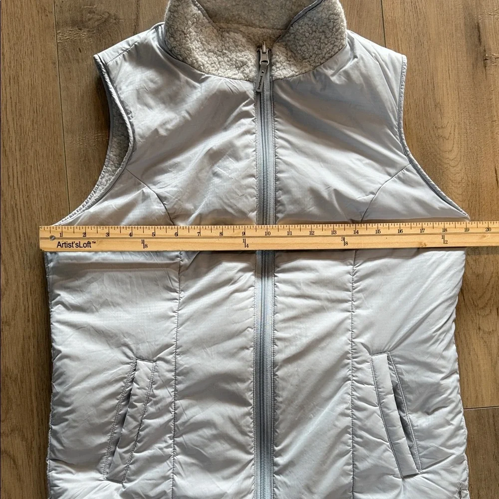 Smartwool Women's Reversible Anchor Line Sherpa Vest Size M Storm Gray EUC - Picture 12 of 15